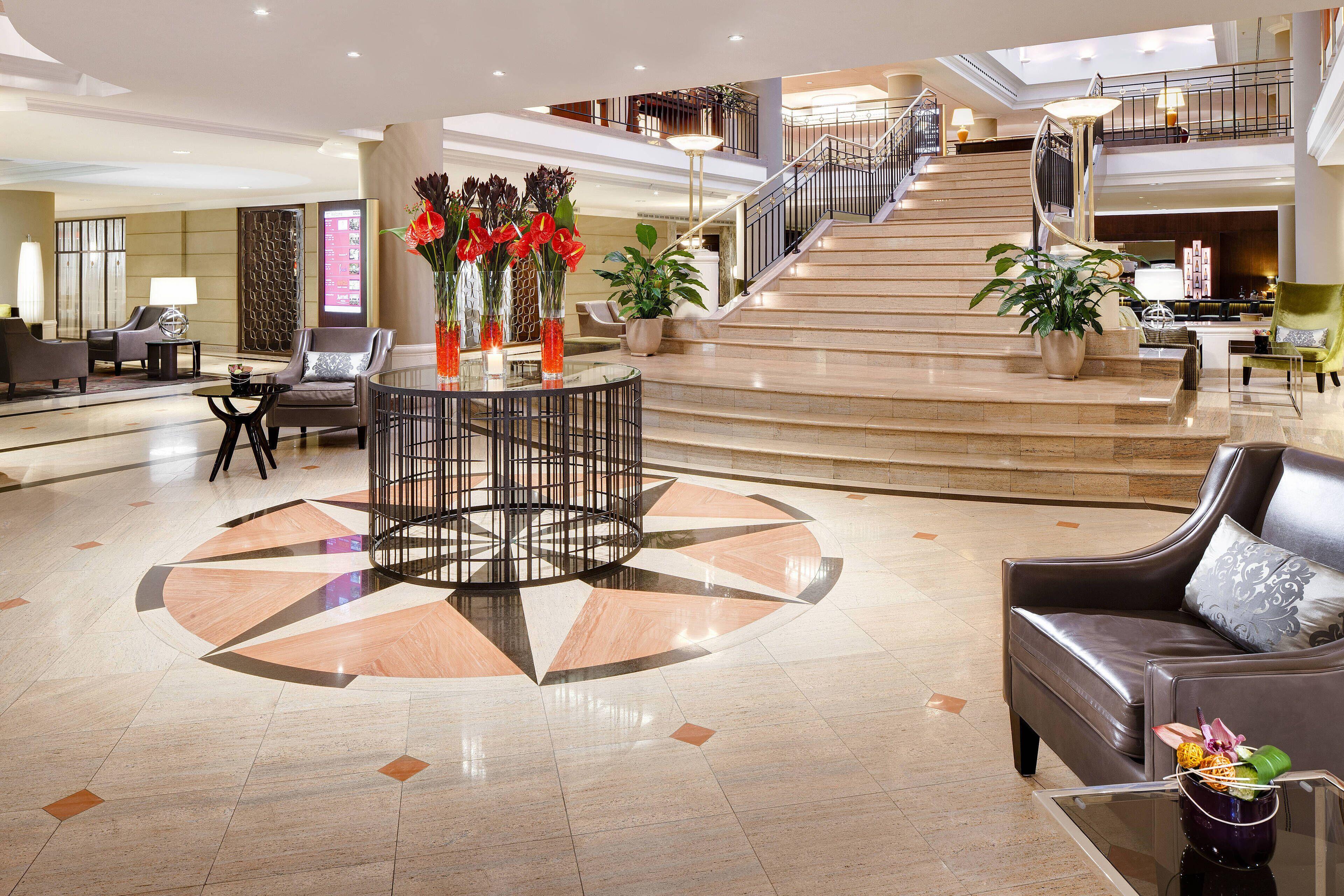 Prague Marriott Hotel — Photos 1